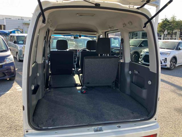 ハイゼットカーゴクルーズターボリミテッド４ＷＤ　ナビ／ＢＴ／ＴＶ／ＣＤ／ＤＶＤ　前ドラレコ　ＥＴＣ　フロントメッキグリル　トップシェイドガラス　ＬＥＤ荷室灯　電動格納ドアミラー　キーレスエントリー　パワーウインドウ　オーバーヘッドシェルフ（千葉県）の中古車