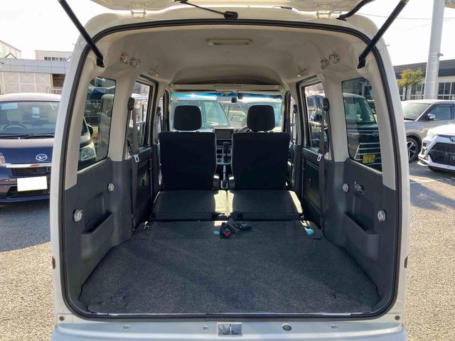 ハイゼットカーゴクルーズターボリミテッド４ＷＤ　ナビ／ＢＴ／ＴＶ／ＣＤ／ＤＶＤ　前ドラレコ　ＥＴＣ　フロントメッキグリル　トップシェイドガラス　ＬＥＤ荷室灯　電動格納ドアミラー　キーレスエントリー　パワーウインドウ　オーバーヘッドシェルフ（千葉県）の中古車