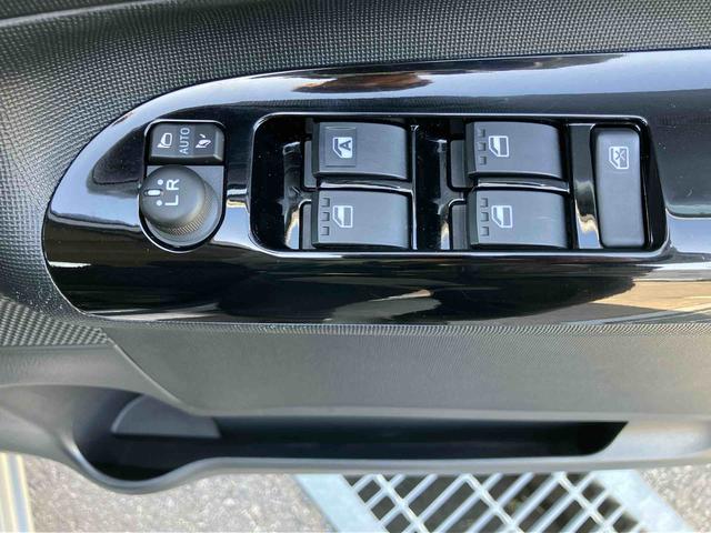 ムーヴキャンバスGブラックインテリアVS SAIIIナビ/TV/DVD/BT/USB 全周囲カメラ 前後ドラレコ ETC 運転席シートヒーター LEDヘッドライト オートライト オートハイビーム スマアシ フロントガラスディアイサー 両側電動スライド(千葉県)の中古車