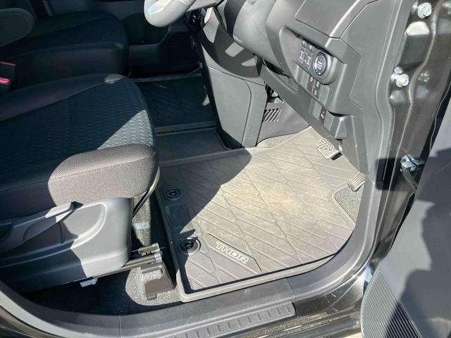 トールカスタムG9型ディスプレイオーディオ/TV/BT/USB Bカメラ 全車速追従クルコン LEDヘッドライト オートライト スマアシ 前後コーナーセンサー 電動駐車ブレーキ キーフリー 革巻きステアリング アルミ(千葉県)の中古車