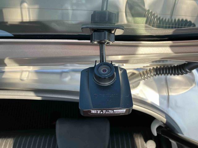 アルトワークスベースグレードターボ レカロシート パドルシフト ナビ/ワンセグ/CD/USB ETC ドラレコ HIDヘッドライト オートライト アルミホイール 革巻ステアリング ステリモ チルト オートエアコン(千葉県)の中古車