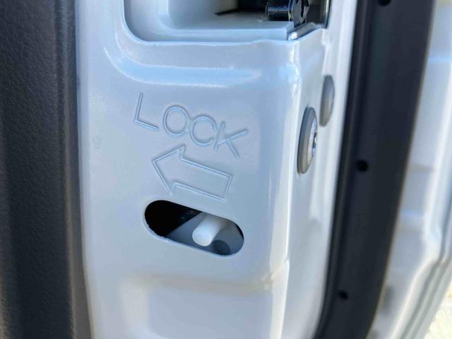 ムーヴカスタム　ＲＳ　ＳＡIIターボ　８型ナビ／ＴＶ／ＢＴ／ＵＳＢ／ＤＶＤ　Ｂカメラ　ＥＴＣ　ドラレコ　ＬＥＤヘッドライト　オートライト　オートハイビーム　トップシェイドガラス　革ステア　ステリモ　キーフリー　盗難防止警報　アルミ（千葉県）の中古車