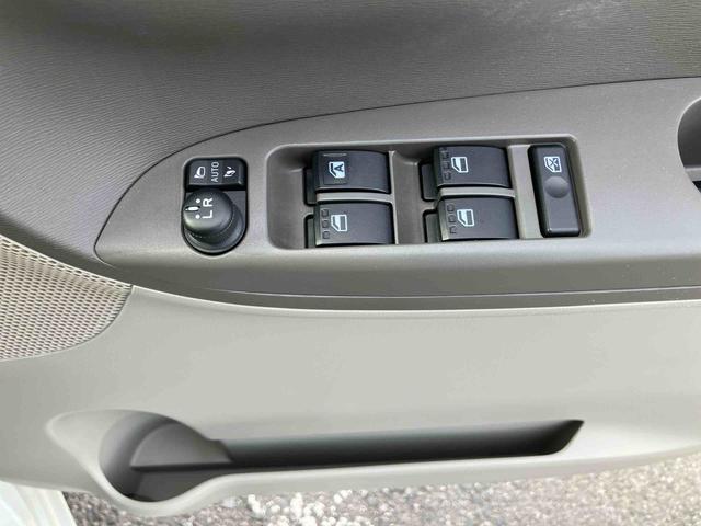 タントＸナビ／ワンセグ／ＣＤ／ＵＳＢ　バックカメラ　横滑り防止装置　左側電動スライドドア　ハロゲンヘッドライト　オートライト　キーフリー　盗難防止警報　オートＡ／Ｃ　ステアリングリモコン　足踏み式駐車ブレーキ（千葉県）の中古車