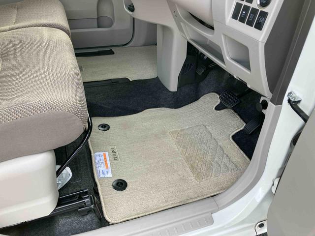 タントＸナビ／ワンセグ／ＣＤ／ＵＳＢ　バックカメラ　横滑り防止装置　左側電動スライドドア　ハロゲンヘッドライト　オートライト　キーフリー　盗難防止警報　オートＡ／Ｃ　ステアリングリモコン　足踏み式駐車ブレーキ（千葉県）の中古車