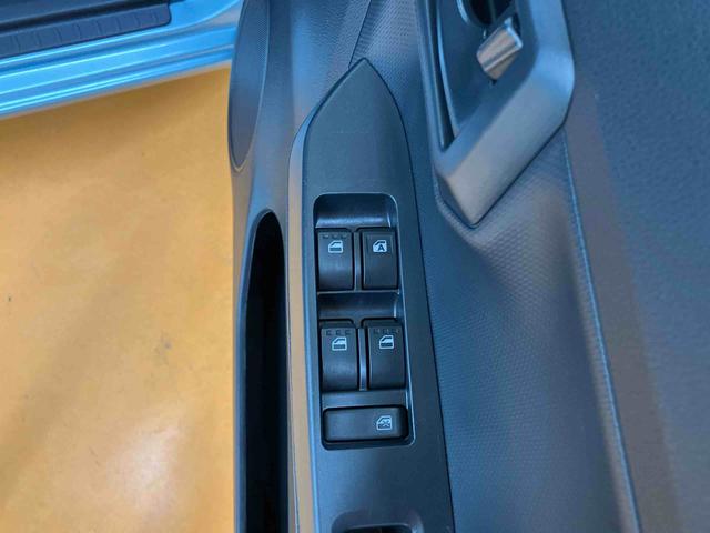 ミライースLCDラジオチューナー AUX接続 オートライト キーレスエントリー 横滑り防止装置 アイドリングストップ マニュアルレベリング機能付ハロゲンヘッドライト ショッピングフック ラバーマット(千葉県)の中古車