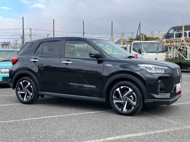 ロッキープレミアムＧ　ＨＥＶバックカメラ／ステアリングスイッチ　アダプティブクルコン　ＬＥＤヘッドライト＆フォグランプ　バックフォグランプ　１７インチアルミホイール　シートヒーター　コーナーセンサー　衝突被害軽減ブレーキ（千葉県）の中古車