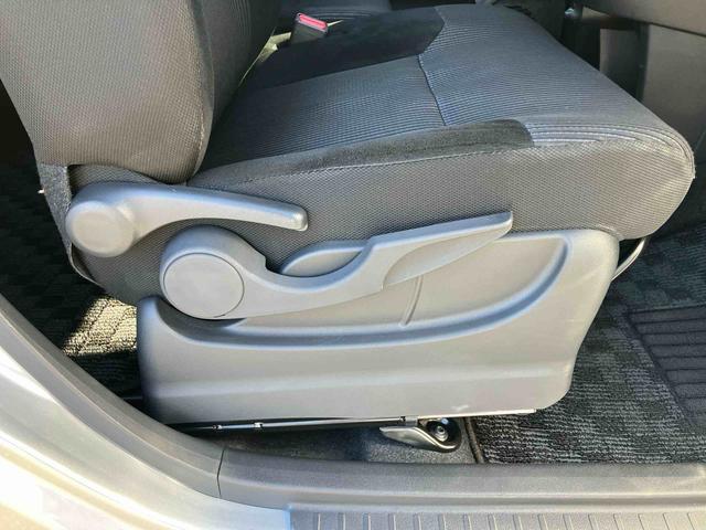 ムーヴカスタム　ＸリミテッドII　ＳＡIII８型ナビ／ＴＶ／ＢＴ／ＵＳＢ／ＤＶＤ　全周囲カメラ　ＥＴＣ　ドラレコ　ＬＥＤヘッドライト　オートライト　オートハイビーム　運転席シートヒーター　トップシェイドガラス　キーフリーシステム　アルミホイール（千葉県）の中古車