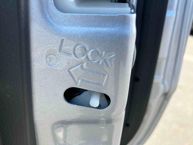 ムーヴカスタム　ＸリミテッドII　ＳＡIII８型ナビ／ＴＶ／ＢＴ／ＵＳＢ／ＤＶＤ　全周囲カメラ　ＥＴＣ　ドラレコ　ＬＥＤヘッドライト　オートライト　オートハイビーム　運転席シートヒーター　トップシェイドガラス　キーフリーシステム　アルミホイール（千葉県）の中古車