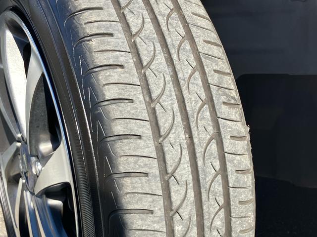 アクアＳスタイルブラックナビ／ＢＴ／ＴＶ／ＤＩＳＣ／バックカメラ／ステアリングスイッチ　ＥＴＣ　モデリスタ１５インチアルミ　ドアミラーウインカー　スマートキー　シートヒーター　電動格納ドアミラー　衝突被害軽減ブレーキ（千葉県）の中古車