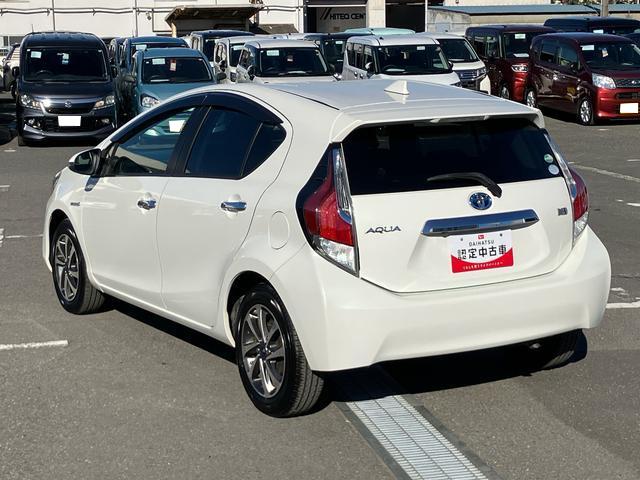 アクアＳスタイルブラックナビ／ＢＴ／ＴＶ／ＤＩＳＣ／バックカメラ／ステアリングスイッチ　ＥＴＣ　モデリスタ１５インチアルミ　ドアミラーウインカー　スマートキー　シートヒーター　電動格納ドアミラー　衝突被害軽減ブレーキ（千葉県）の中古車