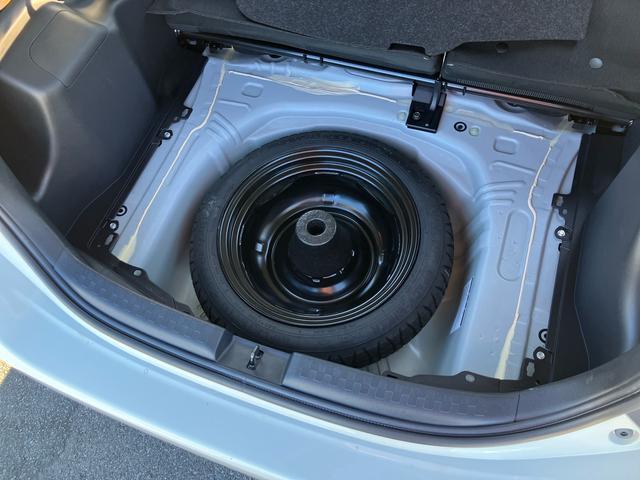 アクアＳスタイルブラックナビ／ＢＴ／ＴＶ／ＤＩＳＣ／バックカメラ／ステアリングスイッチ　ＥＴＣ　モデリスタ１５インチアルミ　ドアミラーウインカー　スマートキー　シートヒーター　電動格納ドアミラー　衝突被害軽減ブレーキ（千葉県）の中古車