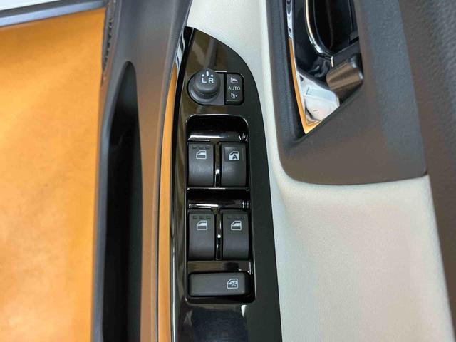 キャストアクティバG プライムコレクション SAIIIバックカメラ連動8インチフルセグナビ USB接続 HDMI接続 TVナビキット 4WD ダウンヒルアシストコントロール グリップサポート制御 オーバーヘッドコンソール LEDルームランプ(千葉県)の中古車