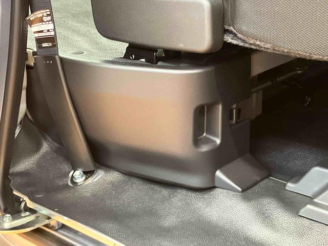 ハイゼットカーゴスペシャル衝突回避支援システム　横滑り防止装置　アイドリングストップ　前後コーナーセンサー　マニュアルレベリング機能付ハロゲンヘッドライト　オートライト　オートハイビーム　スピーカー一体型ラジオチューナー（千葉県）の中古車