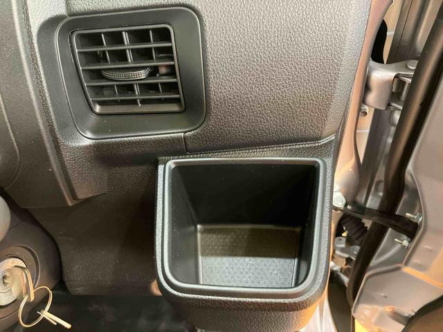 ハイゼットカーゴスペシャル衝突回避支援システム　横滑り防止装置　アイドリングストップ　前後コーナーセンサー　マニュアルレベリング機能付ハロゲンヘッドライト　オートライト　オートハイビーム　スピーカー一体型ラジオチューナー（千葉県）の中古車