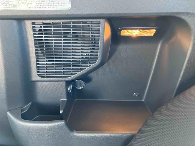 トールカスタムＧ９型ディスプレイオーディオ／ＴＶ／ＢＴ／ＵＳＢ　Ｂカメラ　全車速追従クルコン　ＬＥＤヘッドライト　オートライト　スマアシ　前後コーナーセンサー　電動駐車ブレーキ　キーフリー　革巻きステアリング　アルミ（千葉県）の中古車