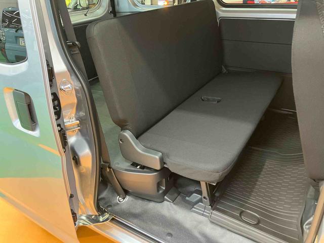 ハイゼットカーゴデラックス衝突回避支援システム 横滑り防止装置 アイドリングストップ 前後コーナーセンサー オーバーヘッドシェルフ オートライト オートハイビーム キーレスエントリー 大型室内灯 前席パワーウインドウ(千葉県)の中古車