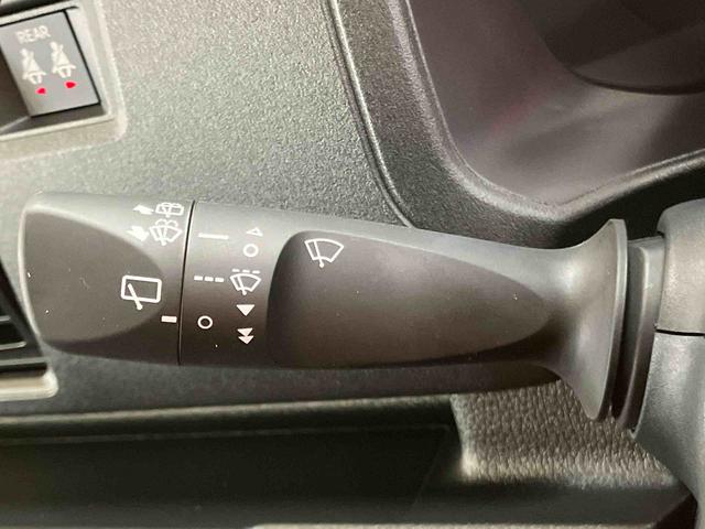 ハイゼットカーゴデラックス衝突回避支援システム 横滑り防止装置 アイドリングストップ 前後コーナーセンサー オーバーヘッドシェルフ オートライト オートハイビーム キーレスエントリー 大型室内灯 前席パワーウインドウ(千葉県)の中古車