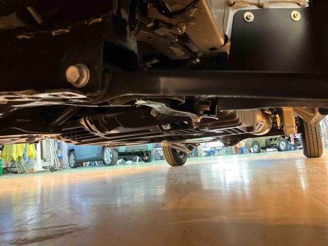 ハイゼットカーゴデラックス衝突回避支援システム 横滑り防止装置 アイドリングストップ 前後コーナーセンサー オーバーヘッドシェルフ オートライト オートハイビーム キーレスエントリー 大型室内灯 前席パワーウインドウ(千葉県)の中古車