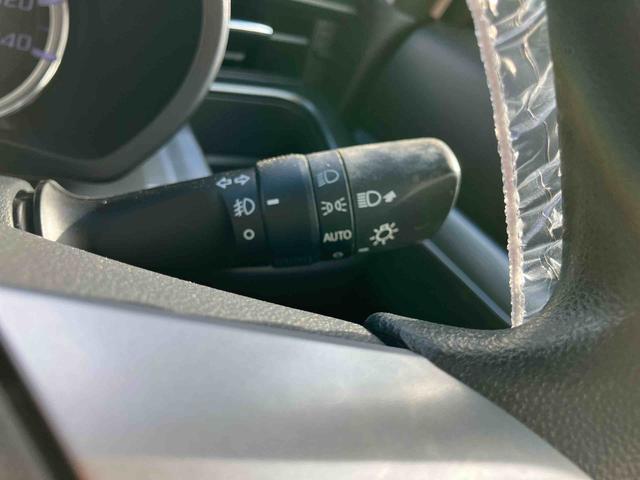 ムーヴカスタム　Ｘ　ＳＡ７インチフルセグナビゲーション／オートエアコン／バックカメラ／キーフリーシステム／アイドリングストップ／ＬＥＤヘッドライト／カーペット／ワイドバイザー／アルミホイールＬＥＤルームランプ／オートライト（千葉県）の中古車