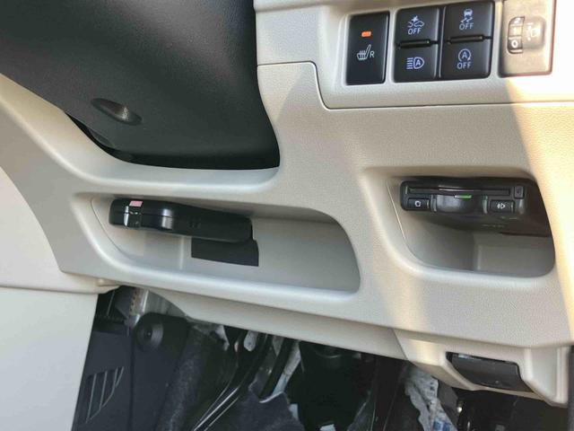 ムーヴＸリミテッドII　ＳＡIII８型ナビ／ＴＶ／ＢＴ／ＵＳＢ／ＤＶＤ　バックカメラ　前後ドラレコ　ＥＴＣ　運転席シートヒーター　トップシェイドガラス　アルミホイール　ＬＥＤヘッドライト　オートライト　ステリモ　革巻ステア　キーフリー（千葉県）の中古車