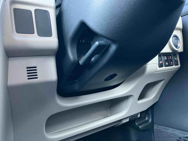 ムーヴＸリミテッドII　ＳＡIIIＣＤ／ＢＴ／ＵＳＢ／ＤＶＤ　バックカメラ　運転席シートヒーター　トップシェイドガラス　アルミホイール　ＬＥＤヘッドライト　オートライト　スマアシ　革巻ステアリング　ステリモ　キーレス　盗難防止アラーム（千葉県）の中古車