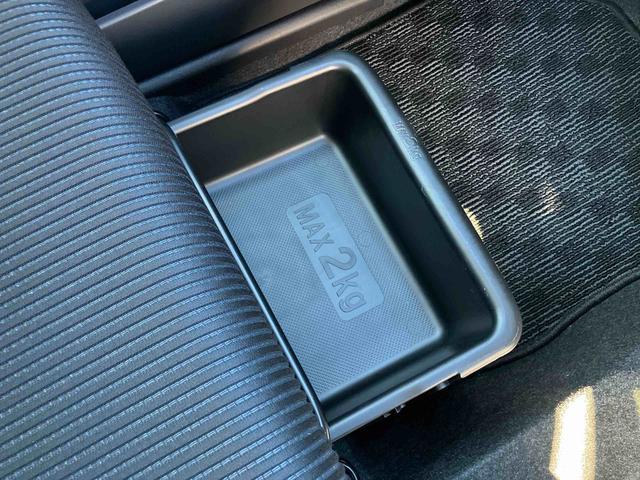 ムーヴＸリミテッドII　ＳＡIIIＣＤ／ＢＴ／ＵＳＢ／ＤＶＤ　バックカメラ　運転席シートヒーター　トップシェイドガラス　アルミホイール　ＬＥＤヘッドライト　オートライト　スマアシ　革巻ステアリング　ステリモ　キーレス　盗難防止アラーム（千葉県）の中古車