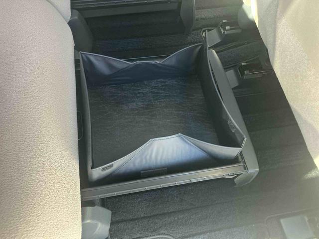 ムーヴキャンバスＧメイクアップＶＳ　ＳＡIIIパノラマカメラ連動フルセグナビ　ＵＳＢ接続　ブルートゥース対応　フロント．リヤドライブレコーダー連動　ＥＴＣ　置きラクボックス　運転席シートヒーター　ウインドシールドディアイサー　アイドリングストップ（千葉県）の中古車