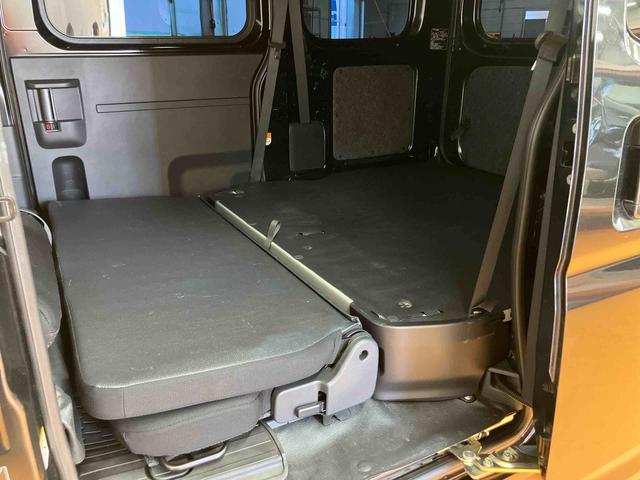 ハイゼットカーゴデラックス衝突回避支援システム　横滑り防止装置　アイドリングストップ　前後コーナーセンサー　プッシュエンジンスタート　キーフリーシステム　電動格納式ドアミラー　オーバーヘッドシェルフ　リヤ５面フイルム施工（千葉県）の中古車