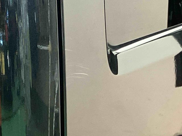ハイゼットカーゴデラックス衝突回避支援システム　横滑り防止装置　アイドリングストップ　前後コーナーセンサー　プッシュエンジンスタート　キーフリーシステム　電動格納式ドアミラー　オーバーヘッドシェルフ　リヤ５面フイルム施工（千葉県）の中古車
