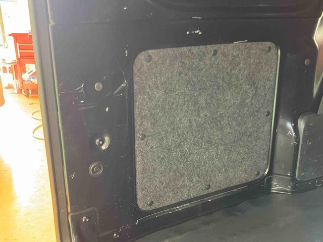 ハイゼットカーゴデラックス衝突回避支援システム　横滑り防止装置　アイドリングストップ　前後コーナーセンサー　プッシュエンジンスタート　キーフリーシステム　電動格納式ドアミラー　オーバーヘッドシェルフ　リヤ５面フイルム施工（千葉県）の中古車