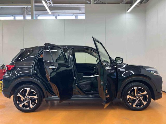 ロッキープレミアムＧ　ＨＥＶ衝突回避支援システム　横滑り防止装置　アダプティブクルーズコントロール　ホールド機能付き電動パーキングブレーキ　リヤフォグランプ　前席シートヒーター　前後コーナーセンサ　５穴１７インチアルミホイール（千葉県）の中古車