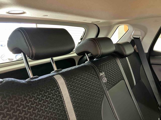 ロッキープレミアムＧ　ＨＥＶ衝突回避支援システム　横滑り防止装置　アダプティブクルーズコントロール　ホールド機能付き電動パーキングブレーキ　リヤフォグランプ　前席シートヒーター　前後コーナーセンサ　５穴１７インチアルミホイール（千葉県）の中古車