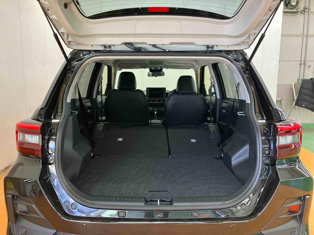 ロッキープレミアムＧ　ＨＥＶ衝突回避支援システム　横滑り防止装置　アダプティブクルーズコントロール　ホールド機能付き電動パーキングブレーキ　リヤフォグランプ　前席シートヒーター　前後コーナーセンサ　５穴１７インチアルミホイール（千葉県）の中古車