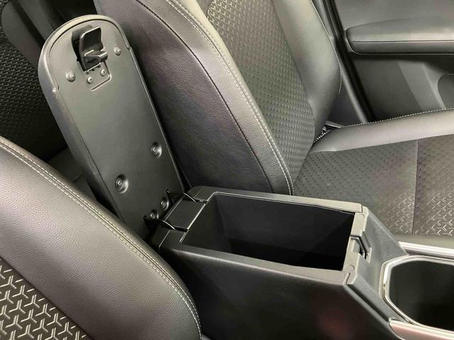 ロッキープレミアムＧ　ＨＥＶ衝突回避支援システム　横滑り防止装置　アダプティブクルーズコントロール　ホールド機能付き電動パーキングブレーキ　リヤフォグランプ　前席シートヒーター　前後コーナーセンサ　５穴１７インチアルミホイール（千葉県）の中古車