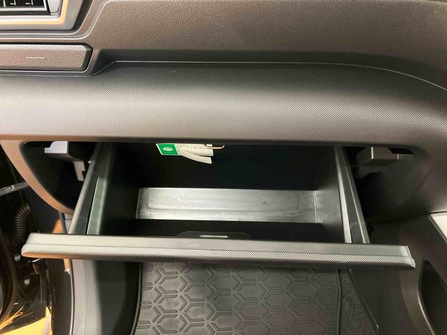 ロッキープレミアムＧ　ＨＥＶ衝突回避支援システム　横滑り防止装置　アダプティブクルーズコントロール　ホールド機能付き電動パーキングブレーキ　リヤフォグランプ　前席シートヒーター　前後コーナーセンサ　５穴１７インチアルミホイール（千葉県）の中古車