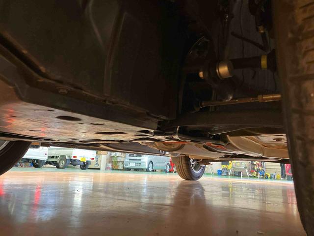 ロッキープレミアムＧ　ＨＥＶ衝突回避支援システム　横滑り防止装置　アダプティブクルーズコントロール　ホールド機能付き電動パーキングブレーキ　リヤフォグランプ　前席シートヒーター　前後コーナーセンサ　５穴１７インチアルミホイール（千葉県）の中古車