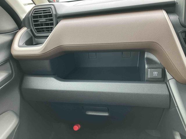 ムーヴＸ左側電動スライドドア　バックカメラ　ＬＥＤヘッドライト　オートライト　オートハイビーム　衝突被害軽減ブレーキ　前後コーナーセンサー　キーフリーシステム　盗難防止アラーム　足踏み式駐車ブレーキ　ステリモ（千葉県）の中古車