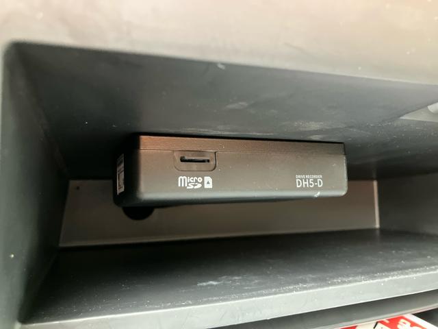 セレナｅ−パワー　ハイウェイスターＶナビ／ＢＴ／ＴＶ／全周囲カメラ／ステアスイッチ　前後ドラレコ　ＥＴＣ　電子ルームミラー　両側パワスラ　ＬＥＤヘッド／フォグ　１５インチアルミ　スマートキー　シートバックテーブル　自動追従クルコン（千葉県）の中古車