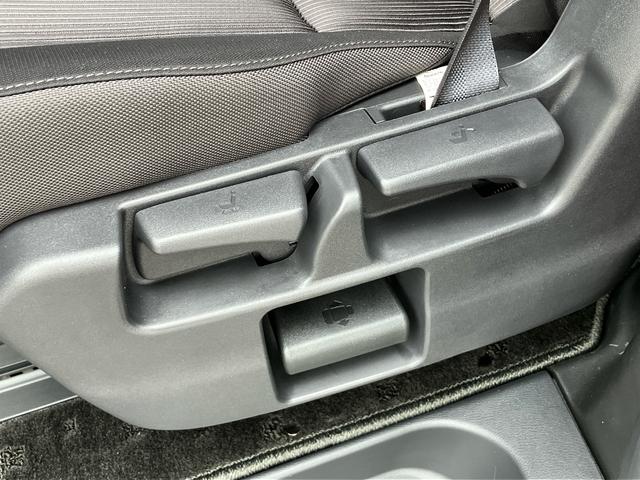 セレナｅ−パワー　ハイウェイスターＶナビ／ＢＴ／ＴＶ／全周囲カメラ／ステアスイッチ　前後ドラレコ　ＥＴＣ　電子ルームミラー　両側パワスラ　ＬＥＤヘッド／フォグ　１５インチアルミ　スマートキー　シートバックテーブル　自動追従クルコン（千葉県）の中古車