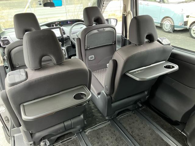 セレナｅ−パワー　ハイウェイスターＶナビ／ＢＴ／ＴＶ／全周囲カメラ／ステアスイッチ　前後ドラレコ　ＥＴＣ　電子ルームミラー　両側パワスラ　ＬＥＤヘッド／フォグ　１５インチアルミ　スマートキー　シートバックテーブル　自動追従クルコン（千葉県）の中古車