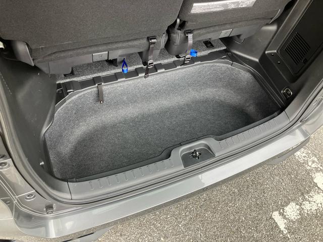 セレナｅ−パワー　ハイウェイスターＶナビ／ＢＴ／ＴＶ／全周囲カメラ／ステアスイッチ　前後ドラレコ　ＥＴＣ　電子ルームミラー　両側パワスラ　ＬＥＤヘッド／フォグ　１５インチアルミ　スマートキー　シートバックテーブル　自動追従クルコン（千葉県）の中古車