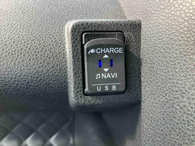 タントカスタムＲＳスタイルセレクション４ＷＤ　ターボ　両側電動スライドドア　純正メモリーナビ　ＣＤ　ＤＶＤ　ドライブレコーダー　ＥＴＣ　衝突回避支援ブレーキ　誤発進抑制装置　アイドリングストップ　スマートキー　盗難防止装置　イモビライザー（千葉県）の中古車