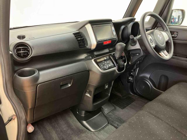 Ｎ−ＢＯＸＧ・Ｌパッケージバックカメラ連動ワンセグナビ　ブルートゥース対応　左側電動スライドドア　　チルトステアリング　運転席シートリフタ　バニティーミラー付き左右サンバイザー　助手席シートバックポケット＋ショッピングフック（千葉県）の中古車