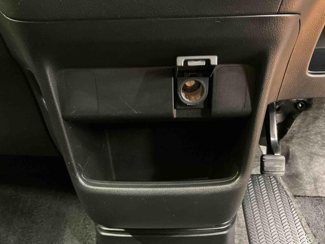 Ｎ−ＢＯＸＧ・Ｌパッケージバックカメラ連動ワンセグナビ　ブルートゥース対応　左側電動スライドドア　　チルトステアリング　運転席シートリフタ　バニティーミラー付き左右サンバイザー　助手席シートバックポケット＋ショッピングフック（千葉県）の中古車