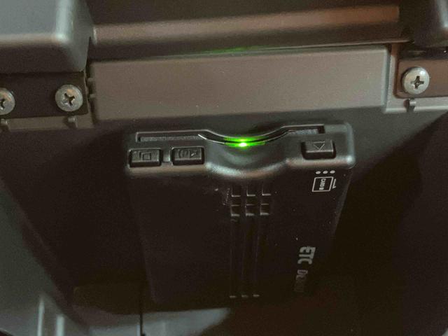 コペンセロ　Ｓフルセグナビ　ブルートゥース対応　センターコンソール内ＥＴＣ　シートヒーター付きレカロシート　モモ製ステアリングホイール　ビルシュタイン製ショックアブソーバー　横滑り防止装置　アイドリングストップ（千葉県）の中古車