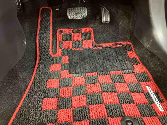 コペンセロ　Ｓフルセグナビ　ブルートゥース対応　センターコンソール内ＥＴＣ　シートヒーター付きレカロシート　モモ製ステアリングホイール　ビルシュタイン製ショックアブソーバー　横滑り防止装置　アイドリングストップ（千葉県）の中古車