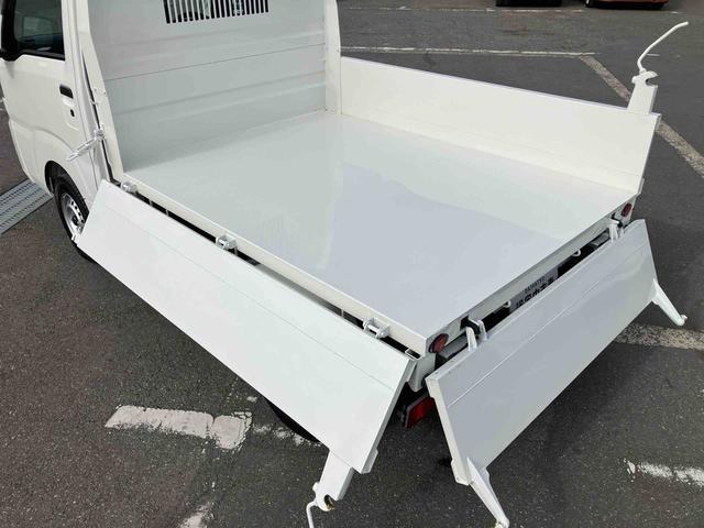ハイゼットトラック多目的ダンプ４ＷＤ　５速ＭＴ　ＥＴＣ　パワーウィンド　電動格納ドアミラー　４枚リーフ　荷台三方開　荷台作業灯　ＬＥＤヘッドライト　オートライト　キーフリー　スマアシ　前後コーナーセンサー　バッテリーカバー　ラジオ（千葉県）の中古車