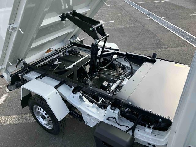 ハイゼットトラック多目的ダンプ４ＷＤ　５速ＭＴ　ＥＴＣ　パワーウィンド　電動格納ドアミラー　４枚リーフ　荷台三方開　荷台作業灯　ＬＥＤヘッドライト　オートライト　キーフリー　スマアシ　前後コーナーセンサー　バッテリーカバー　ラジオ（千葉県）の中古車
