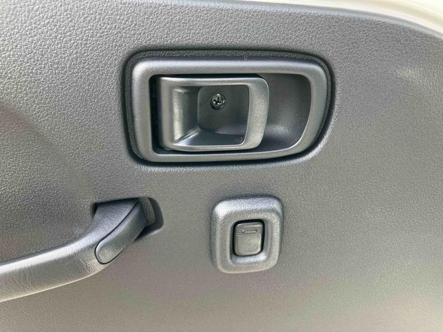 ハイゼットトラック多目的ダンプ４ＷＤ　５速ＭＴ　ＥＴＣ　パワーウィンド　電動格納ドアミラー　４枚リーフ　荷台三方開　荷台作業灯　ＬＥＤヘッドライト　オートライト　キーフリー　スマアシ　前後コーナーセンサー　バッテリーカバー　ラジオ（千葉県）の中古車