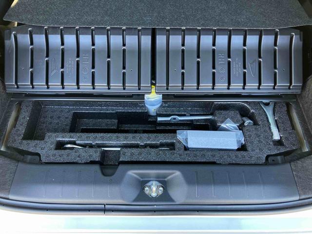 タントカスタムＸバックカメラ連動フルセグナビ　ＵＳＢ接続　ブルートゥース対応　フロント．リヤドライブレコーダー連動　ＴＶナビキット　運転席ロングスライドシート　前席シートヒーター　オートライト　オートハイビーム（千葉県）の中古車